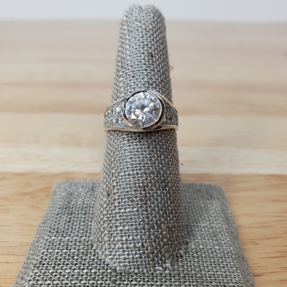 Sterling Silver 925 Ring Size 7 Round European Cut CZ Art Deco Statement